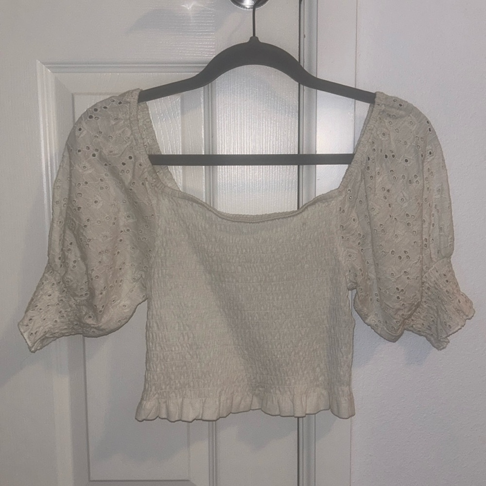white billabong top